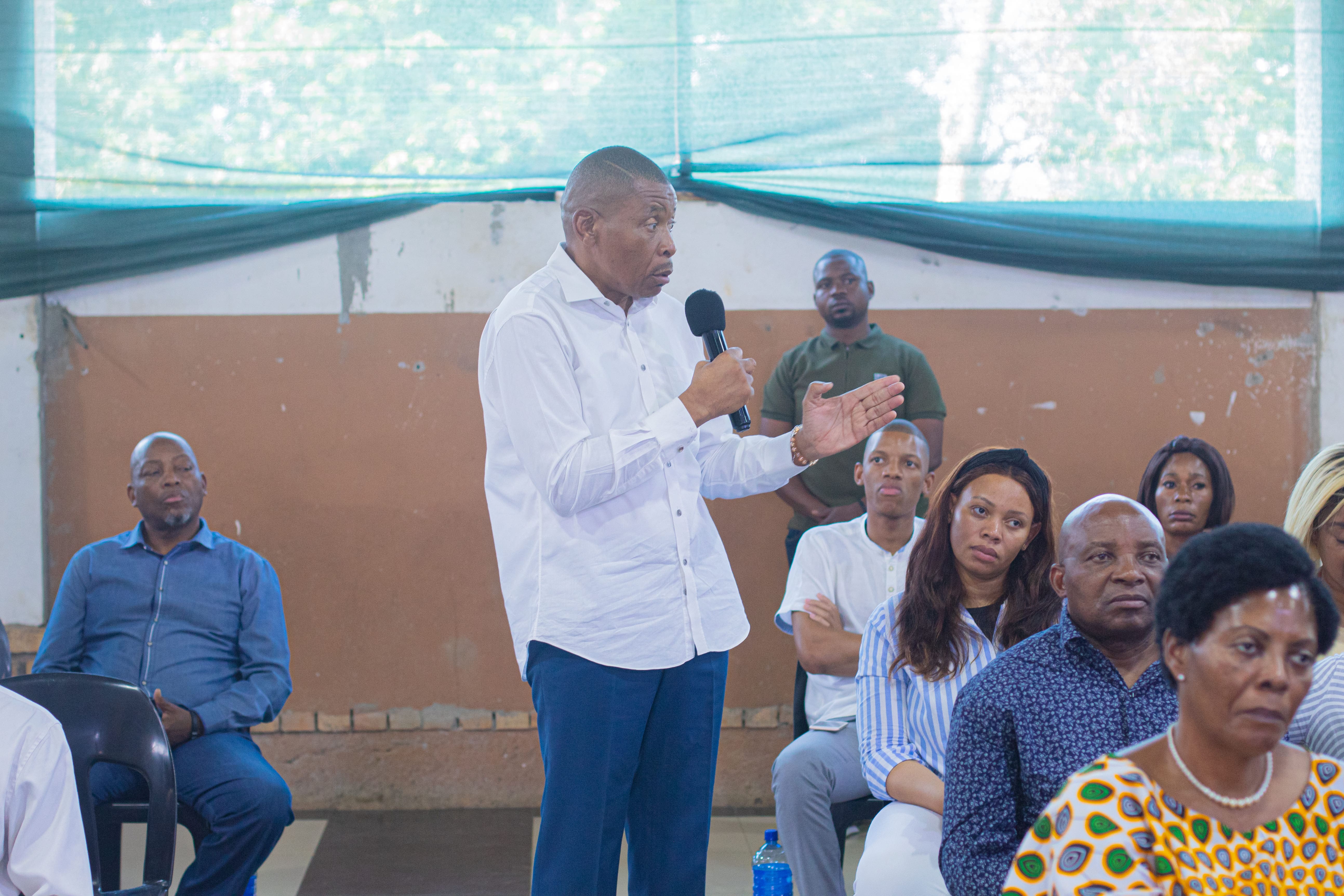 Apóstolo Jeque em ação social da comunidade