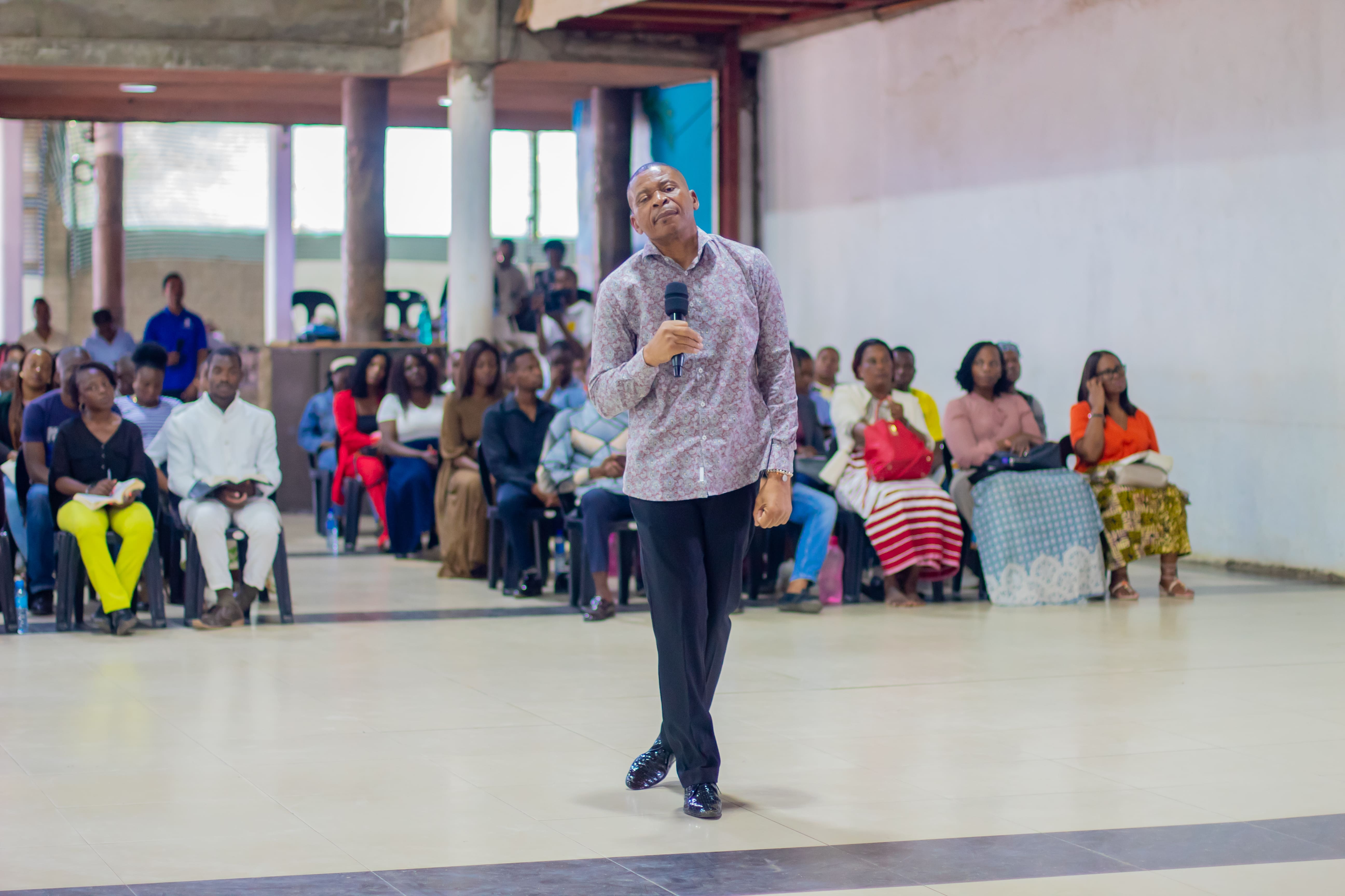 Apóstolo Jeque - Fundador da Igreja Ministério da Graça de Deus